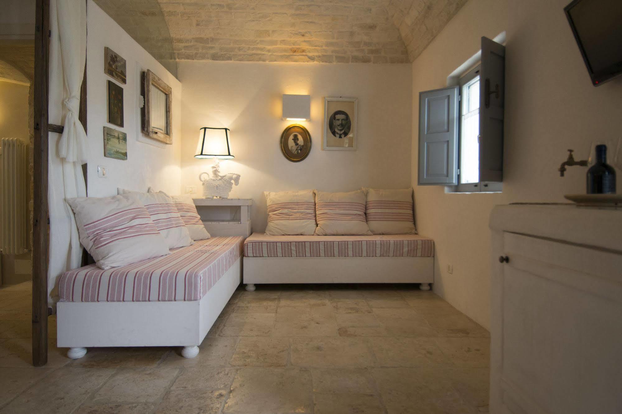 Masseria Salinola ออสตูนี ภายนอก รูปภาพ